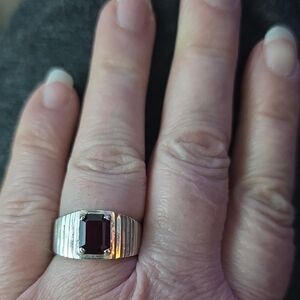 Vintage JED 925 Sterling Silver Ribbed Ring Emerald Cut Garnet? Red Gemstone